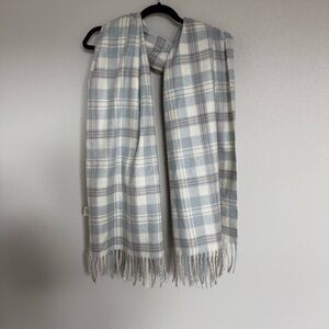 Pretty Persuasions Scarf Blue White Plaid Fringe Cozy Soft Warm Accessory